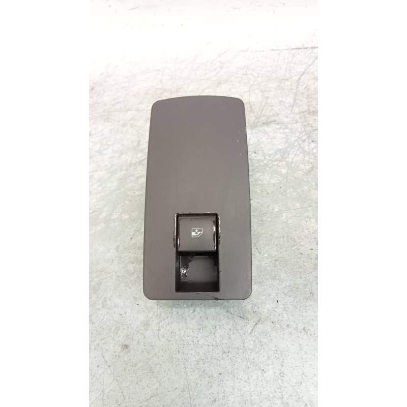 Recambio de mando elevalunas delantero derecho para opel insignia berlina edition referencia OEM IAM   2008