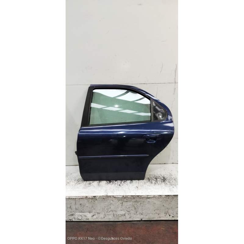 Recambio de puerta trasera izquierda para ford mondeo berlina (gd) clx referencia OEM IAM  5P 1997