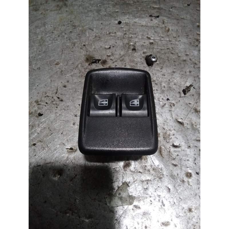 Recambio de mando elevalunas delantero izquierdo para renault kangoo referencia OEM IAM   