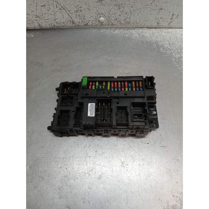 Recambio de caja reles / fusibles para ford s-max (cj, wa6) 2.0 tdci referencia OEM IAM A2C7438281150 FU5T15604 A2C735280 2015