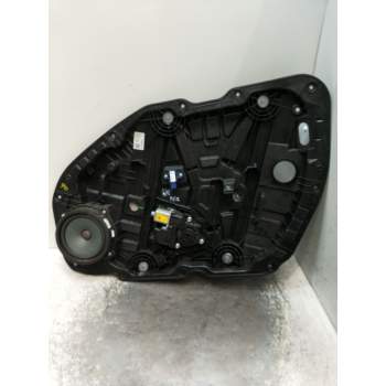 ELEVALUNAS DELANTERO DERECHO 82460D4000 4P 2015