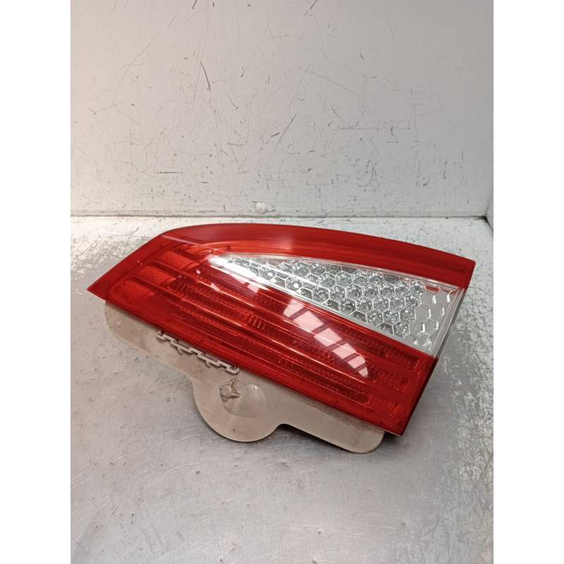 Recambio de piloto trasero derecho interior para ford mondeo iv turnier (ba7) 2.0 tdci referencia OEM IAM   2007