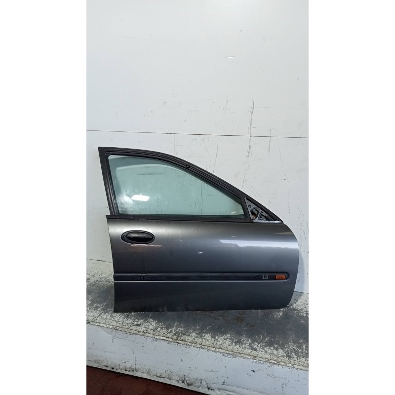 Recambio de puerta delantera derecha para renault laguna (b56) 1.8 anade referencia OEM IAM   