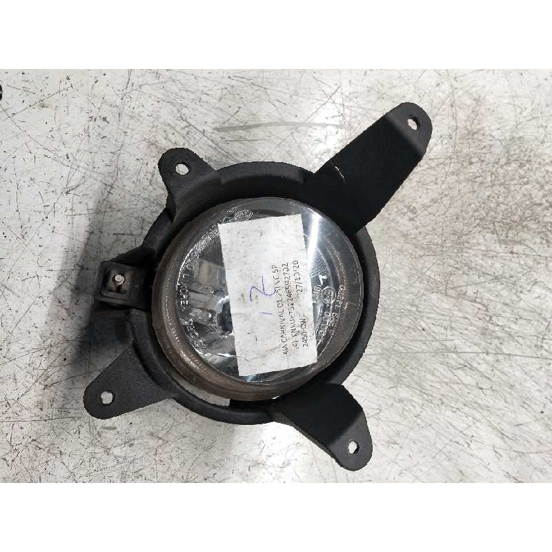 Recambio de faro antiniebla izquierdo para kia carnival ii 2.5 v6 ex referencia OEM IAM   