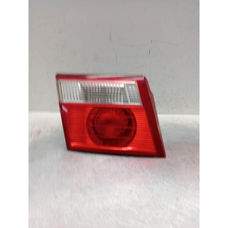 Recambio de piloto trasero izquierdo interior para kia carens 2.0 turbodiesel cat referencia OEM IAM   2003