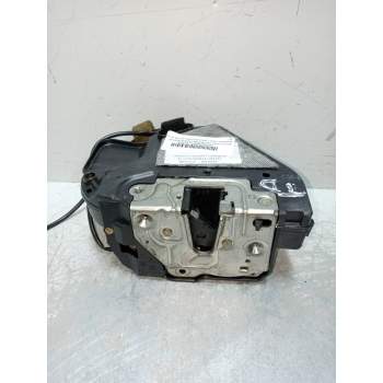 MOTOR CIERRE CENTRALIZADO TRASERO DERECHO 004142112627 4P 2002