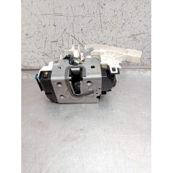 MOTOR CIERRE CENTRALIZADO TRASERO DERECHO A0997200135 5P 2013