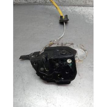 MOTOR CIERRE CENTRALIZADO TRASERO DERECHO 8E0839016AA 5P 2005