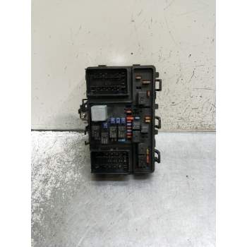CAJA RELES / FUSIBLES F2GT14A067EC 