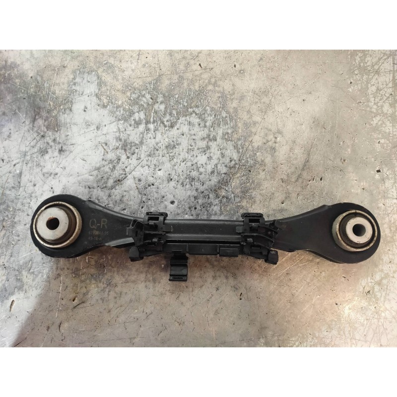 Recambio de brazo suspension superior trasero derecho para bmw serie 3 lim. (f30) 318d m sport referencia OEM IAM 679254405  