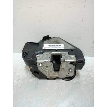 MOTOR CIERRE CENTRALIZADO TRASERO DERECHO 004142112627 4P 2002