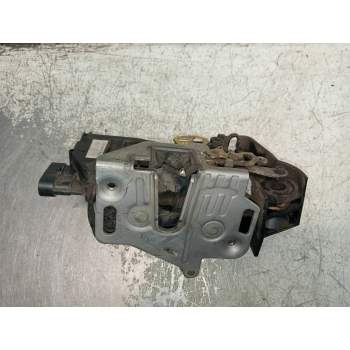 MOTOR CIERRE CENTRALIZADO TRASERO DERECHO A1637392835 5P 