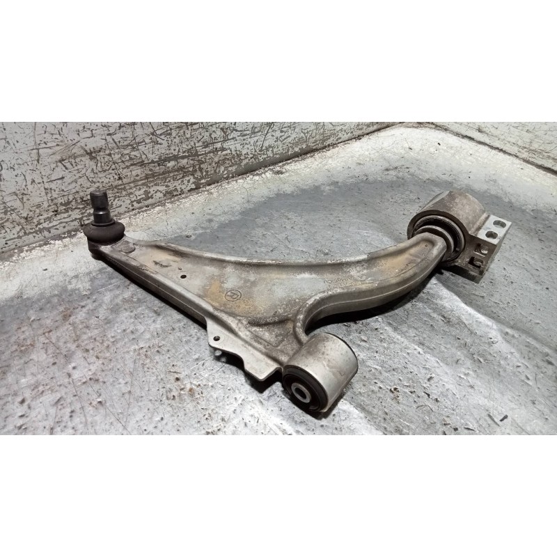 Recambio de brazo suspension inferior delantero derecho para opel astra j lim. 4türig selection referencia OEM IAM   