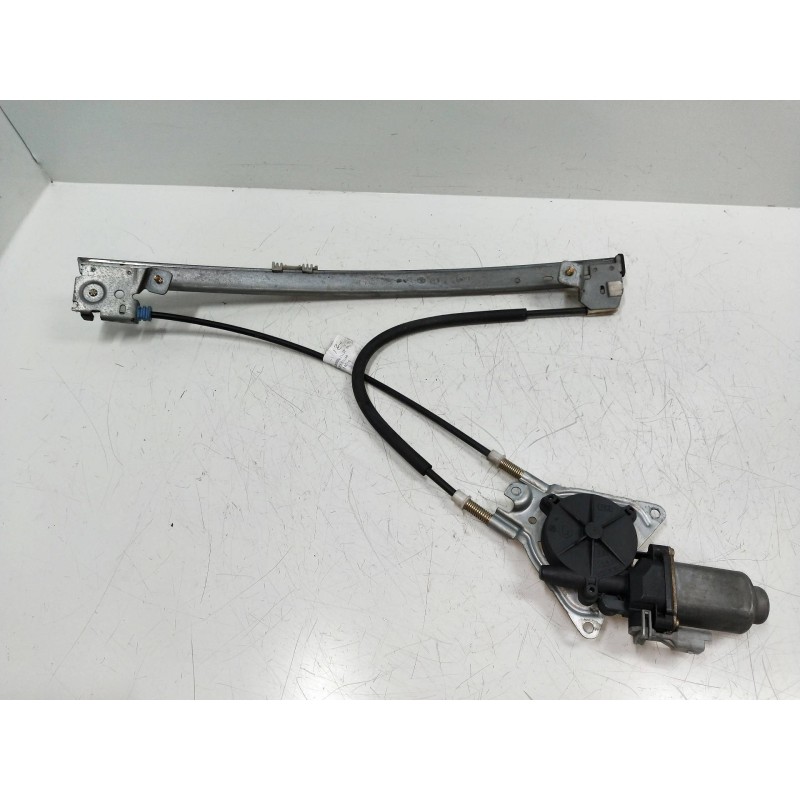 Recambio de elevalunas delantero izquierdo para peugeot 106 (s2) 1.1 referencia OEM IAM 400671T6  5P