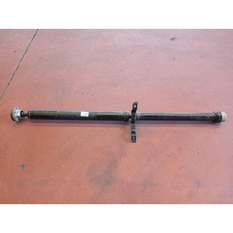 Recambio de transmision central para audi a4 avant (8w5) sport edition quattro referencia OEM IAM 8W0521101C  