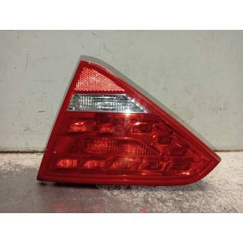 PILOTO TRASERO IZQUIERDO INTERIOR 8T0945093A AU484 