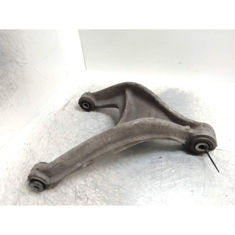 Recambio de brazo suspension superior trasero derecho para peugeot 407 st sport pack referencia OEM IAM   