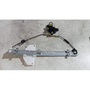 ELEVALUNAS DELANTERO DERECHO 82460G6000 