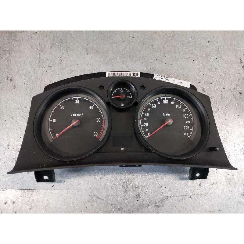 Recambio de cuadro instrumentos para opel zafira b energy referencia OEM IAM 13267512 CD 13216666