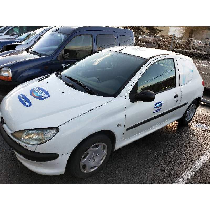 PEUGEOT 206 BERLINA