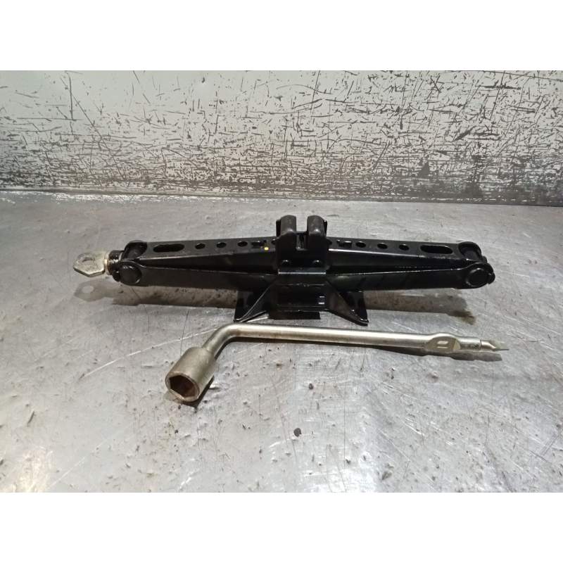 Recambio de gato para mitsubishi carisma (da_) 1.8 16v gdi (da2a) referencia OEM IAM   1999