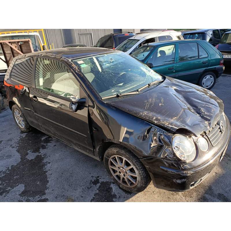 VOLKSWAGEN POLO (9N1)