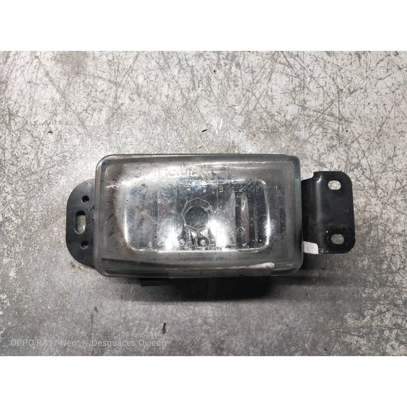 Recambio de faro antiniebla derecho para toyota corolla (e12) 1.6 linea luna berlina referencia OEM IAM   