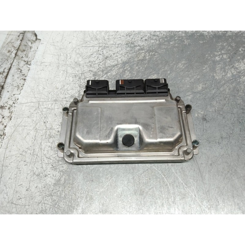 Recambio de centralita motor uce para citroen xsara berlina 1.6i 16v premier referencia OEM IAM 0261206606 9651396380 ME744 13