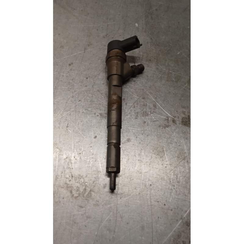 Recambio de inyector para jeep cherokee (kj) 2.8 crd 4x4 referencia OEM IAM 0445110218 BOSCH 2001