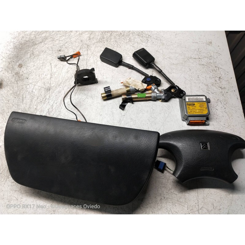 Recambio de kit airbag para citroen xantia berlina 2.0 hdi 90/110 attraction referencia OEM IAM   