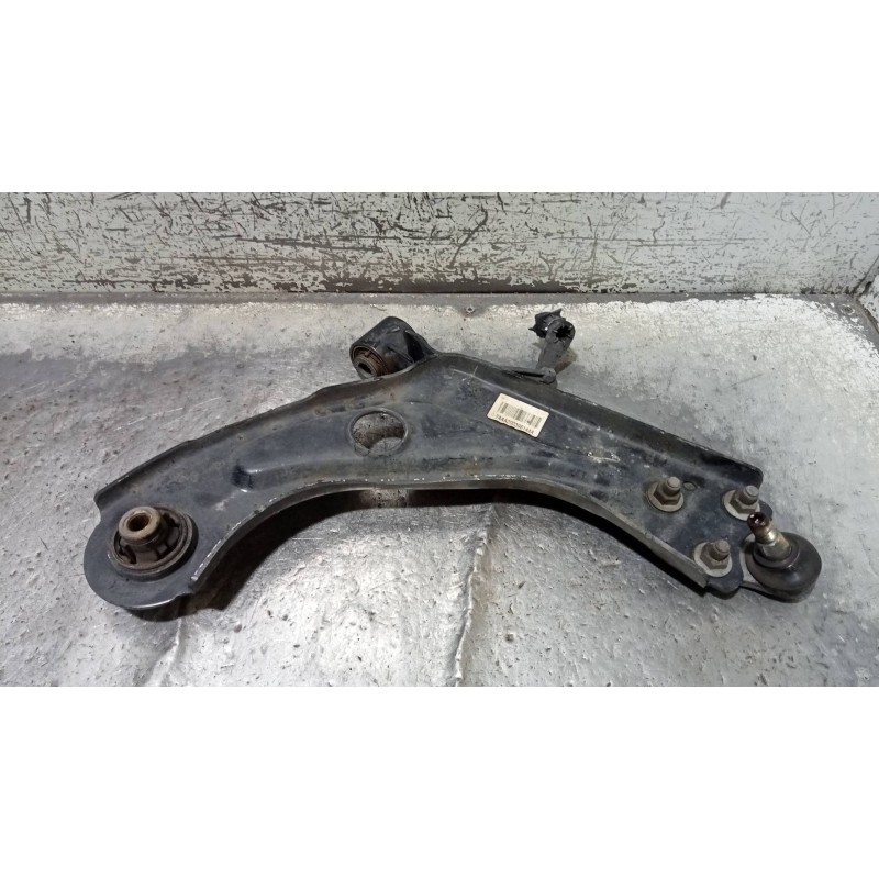 Recambio de brazo suspension inferior delantero derecho para peugeot 308 allure referencia OEM IAM   