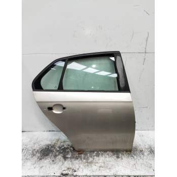 PUERTA TRASERA DERECHA 4P