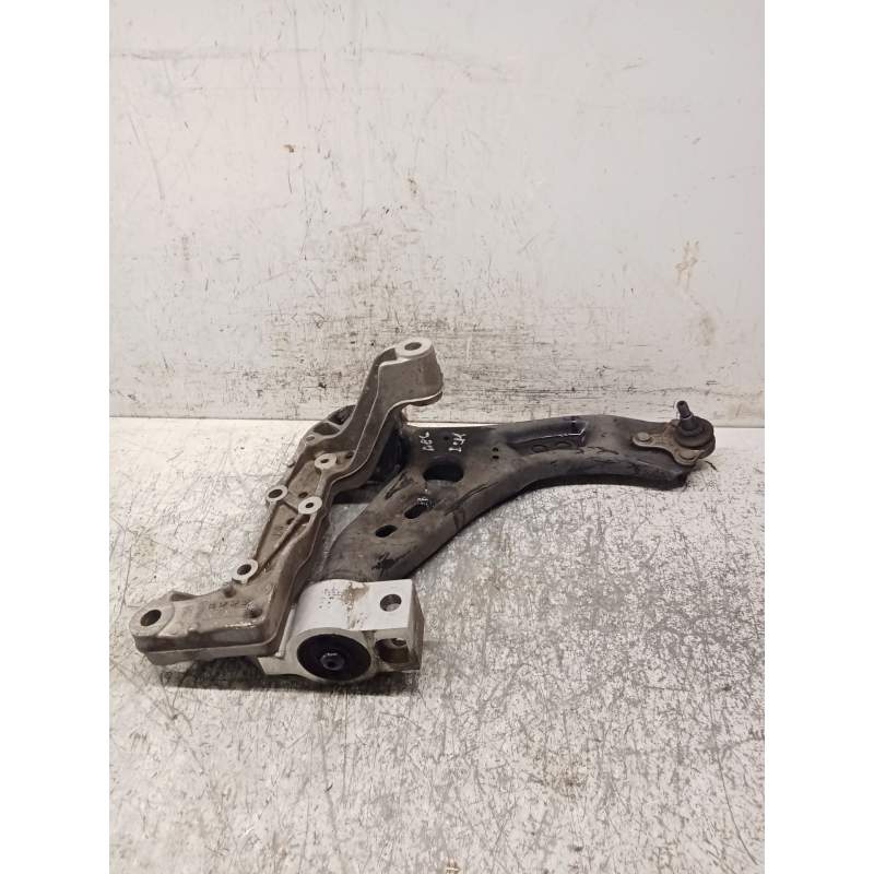 Recambio de brazo suspension inferior delantero derecho para seat altea (5p1) 1.2 tsi referencia OEM IAM 1K0199232K  