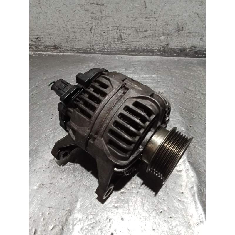 Recambio de alternador para renault trucks mascott furgoneta 150.65 (a00300166) referencia OEM IAM 0124320002 28DCI 1998