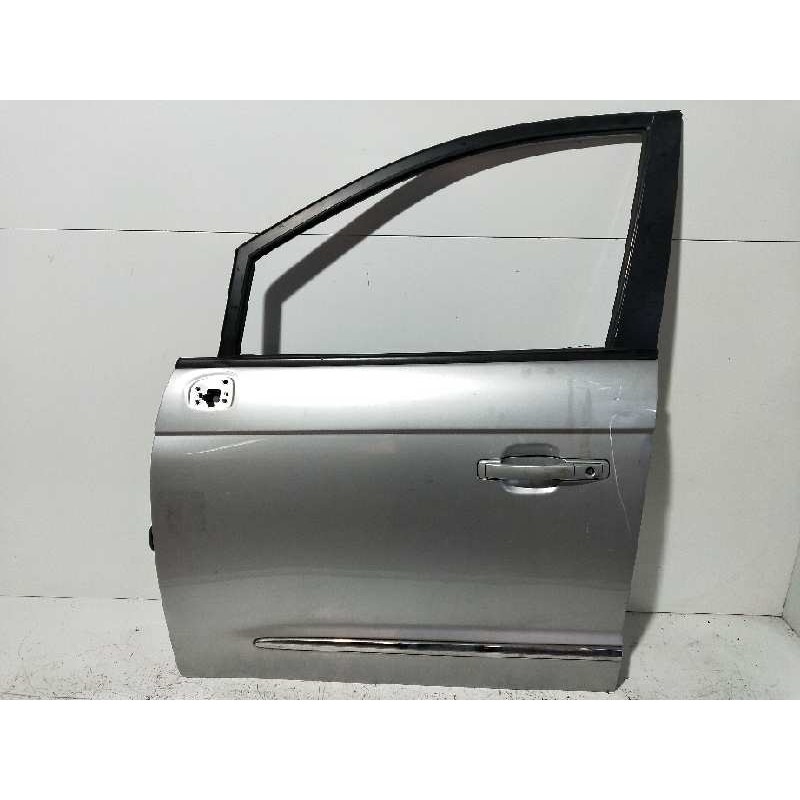 Recambio de puerta delantera izquierda para ssangyong rodius xdi referencia OEM IAM   