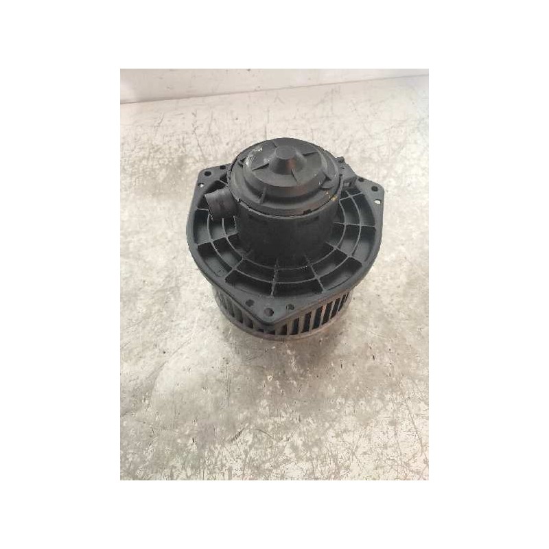 Recambio de motor calefaccion para ssangyong rodius xdi referencia OEM IAM 40510400  