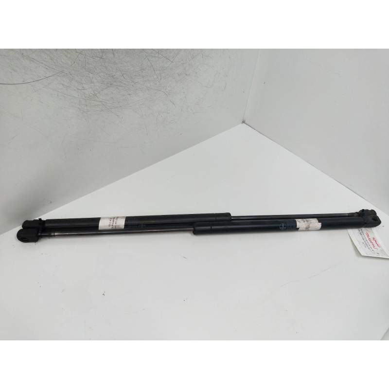 Recambio de amortiguadores maletero / porton para mitsubishi space star (dg0) 1600 referencia OEM IAM   