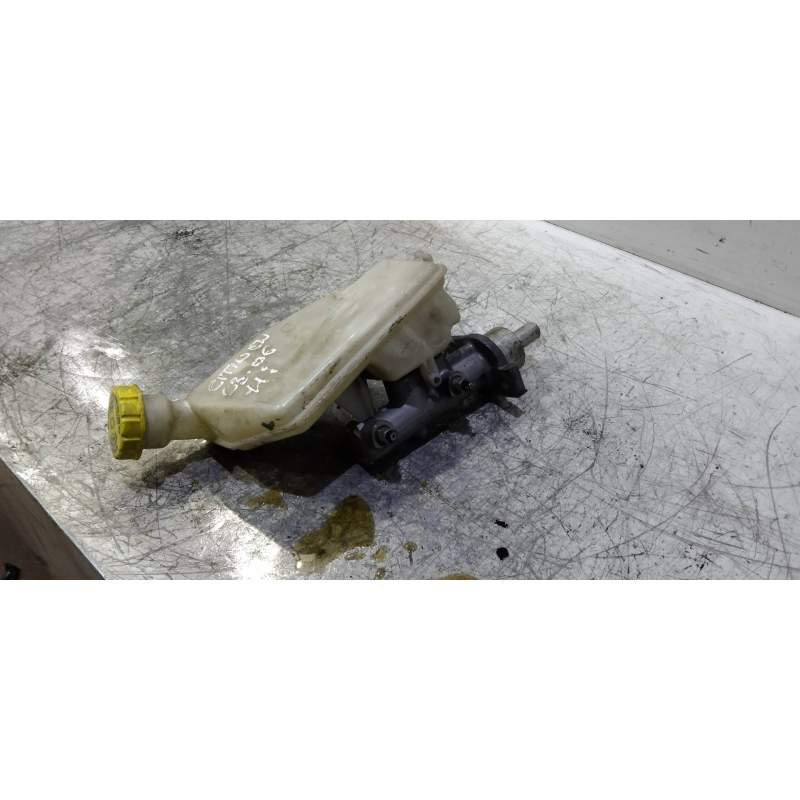 Recambio de bomba freno para citroën c3 1.1 furio referencia OEM IAM 25419579 11G 2006