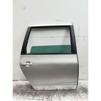 PUERTA TRASERA DERECHA 5P 2001