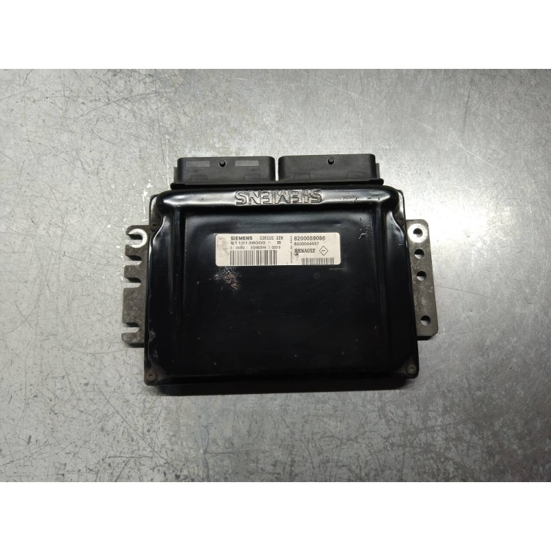 Recambio de centralita motor uce para renault megane i fase 2 classic (la..) 1.6 16v rt referencia OEM IAM S110138000B 820005908