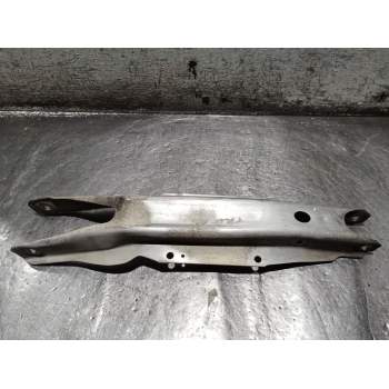 BRAZO SUSPENSION INFERIOR DELANTERO DERECHO A2466520202 180CDI W246/2016