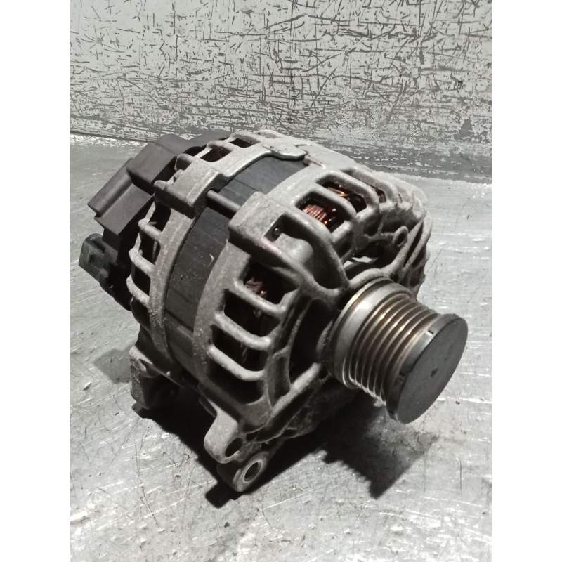 Recambio de alternador para audi a3 sportback (8va) ambiente referencia OEM IAM 03L903023K 16TDI 2012