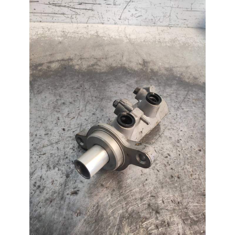 Recambio de bomba freno para iveco daily furgón 2.3 diesel referencia OEM IAM 0204Y24450  