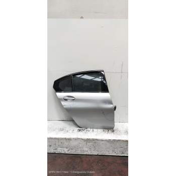 PUERTA TRASERA DERECHA 4P