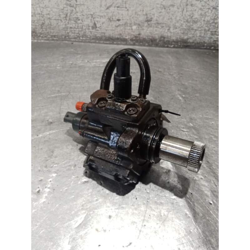 Recambio de bomba inyeccion para renault trucks mascott furgoneta 150.65 (a00300166) referencia OEM IAM R0986437502 28DCI 1998