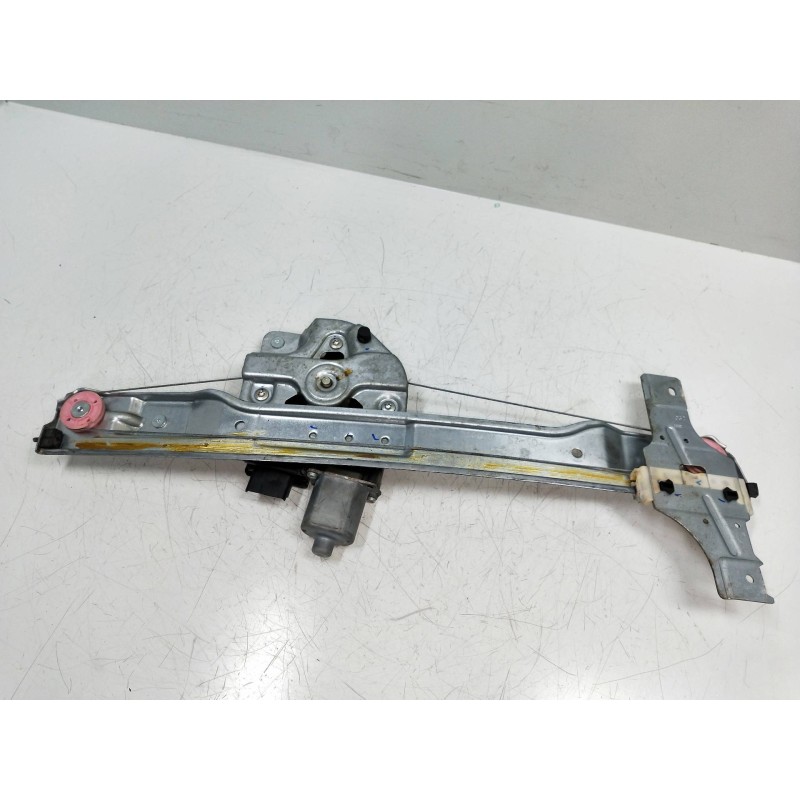 Recambio de elevalunas delantero izquierdo para peugeot 208 1.4 hdi fap referencia OEM IAM 9674254280 5P 