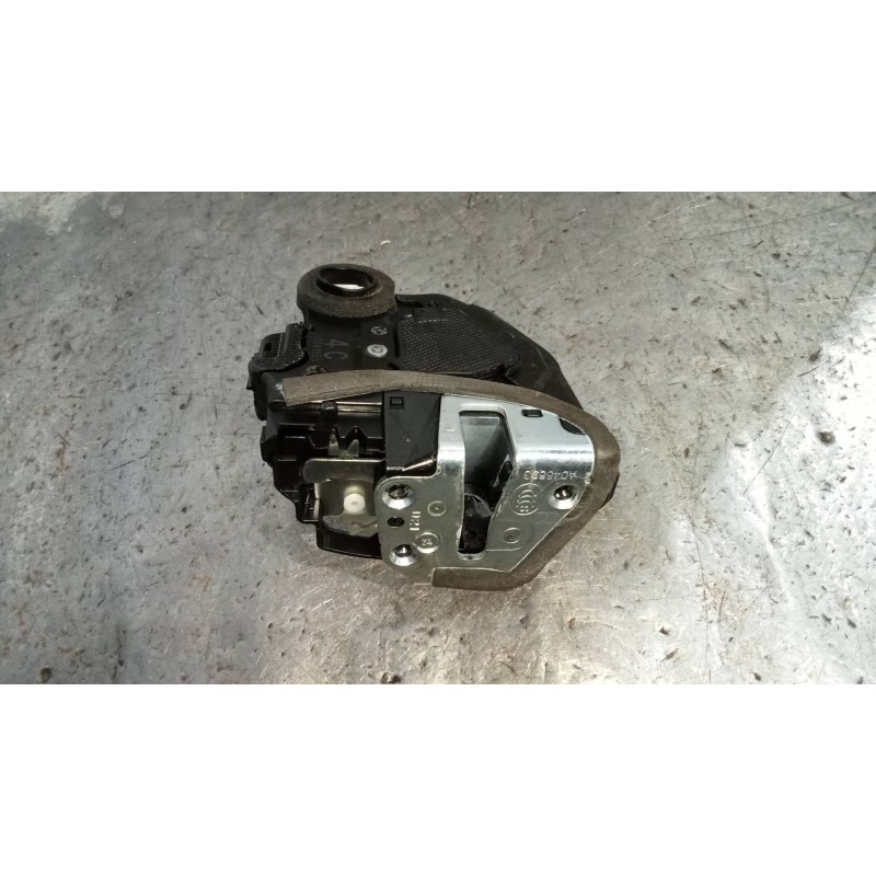 Recambio de motor cierre centralizado trasero derecho para toyota land cruiser (j15) basis referencia OEM IAM 5041503  