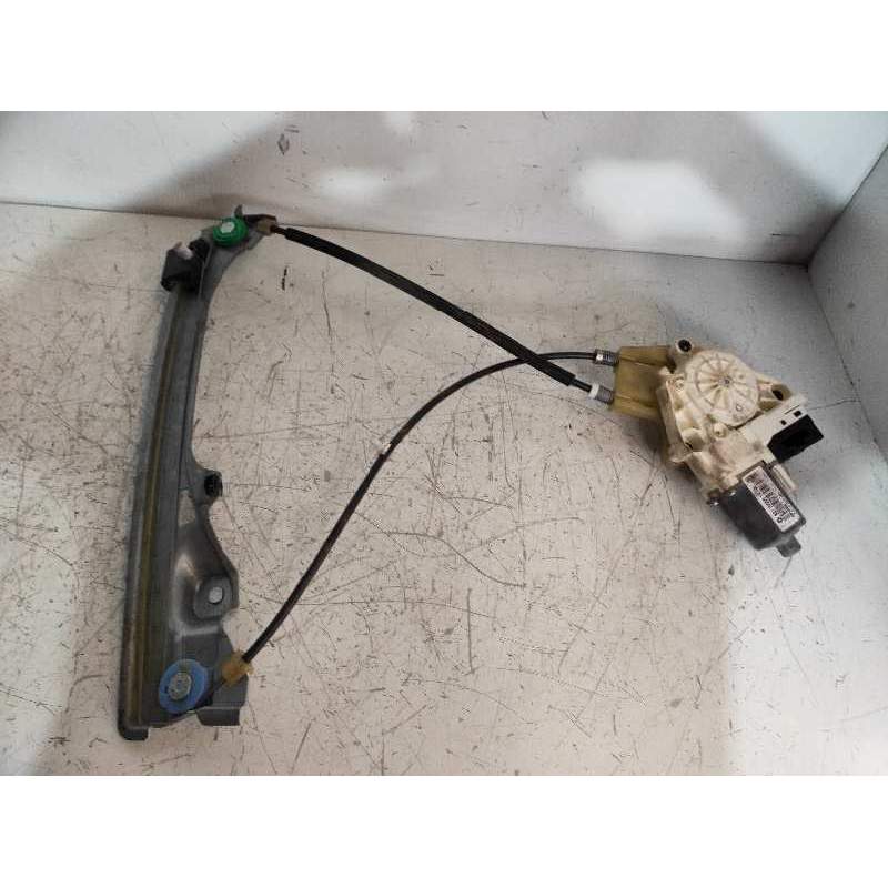 Recambio de elevalunas trasero derecho para renault laguna iii expression referencia OEM IAM 974828102 0130822401 989698103 8270