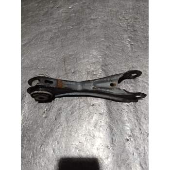 BRAZO SUSPENSION INFERIOR TRASERO DERECHO A2463500053 180CDI W246/2016