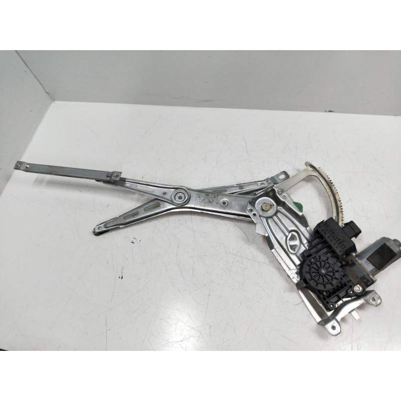Recambio de elevalunas delantero derecho para opel zafira b cosmo referencia OEM IAM  5P 2005